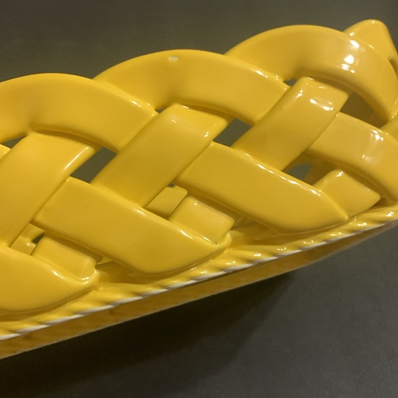Primo’ gi Treccia Yelllow Ceramic weaved Basket from Italy - Picture 3 of 6